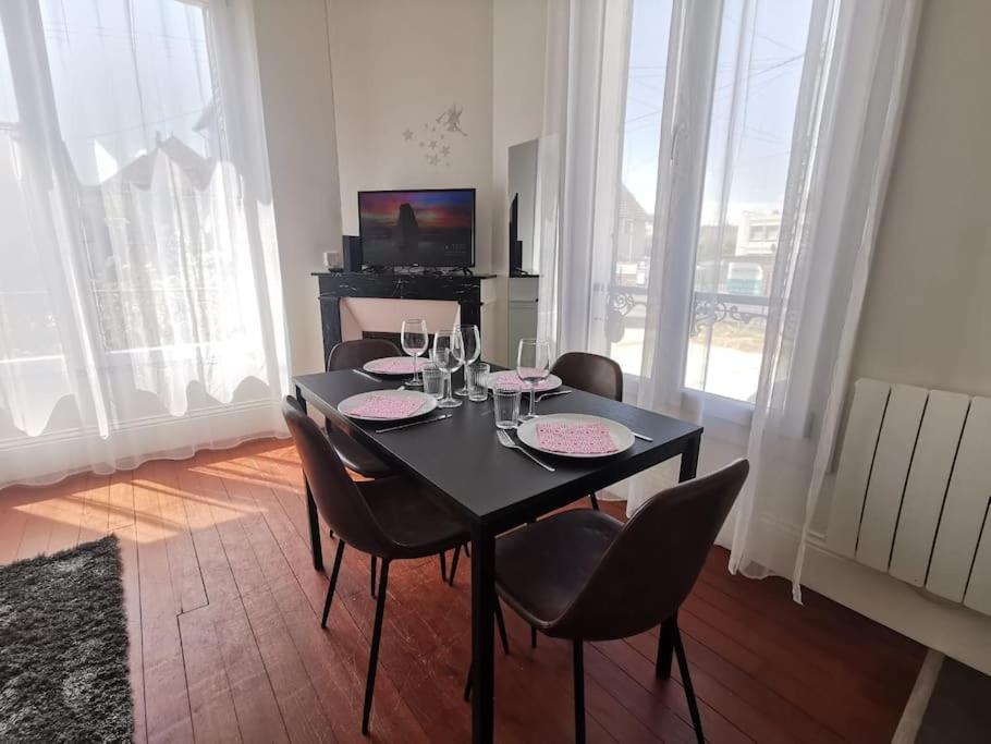 L'Ideal Montereau Exteriör bild